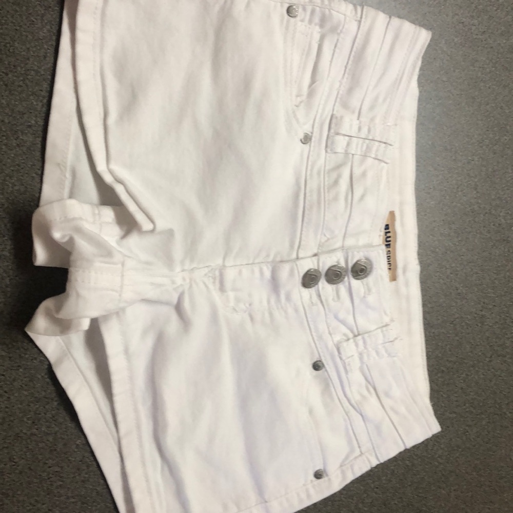 High wasted shorts